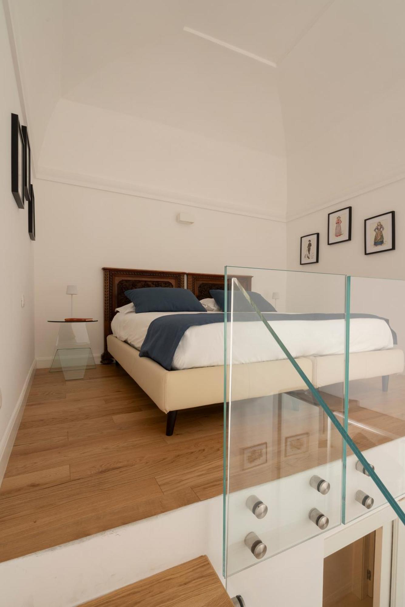 A.Ri.El Luxury Apartment Neapel Exteriör bild